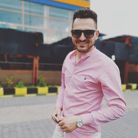 Îți mai amintești de Costi de la "Mireasa"? Cum își "vrăjește" frumușelul magician admiratoarele  și ce planuri de viitor are fostul concurent | FOTO