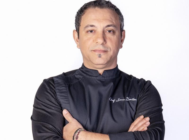 Pe Sorin Bontea îl cunoaște toată lumea, dar știați cum arată mama lui? Seamănă ca două picături de apă! | FOTO