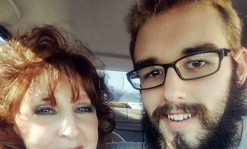 Un tânăr de 17 ani s-a căsătorit cu iubita de 71 de ani. Ce s-a întâmplat după 5 ani