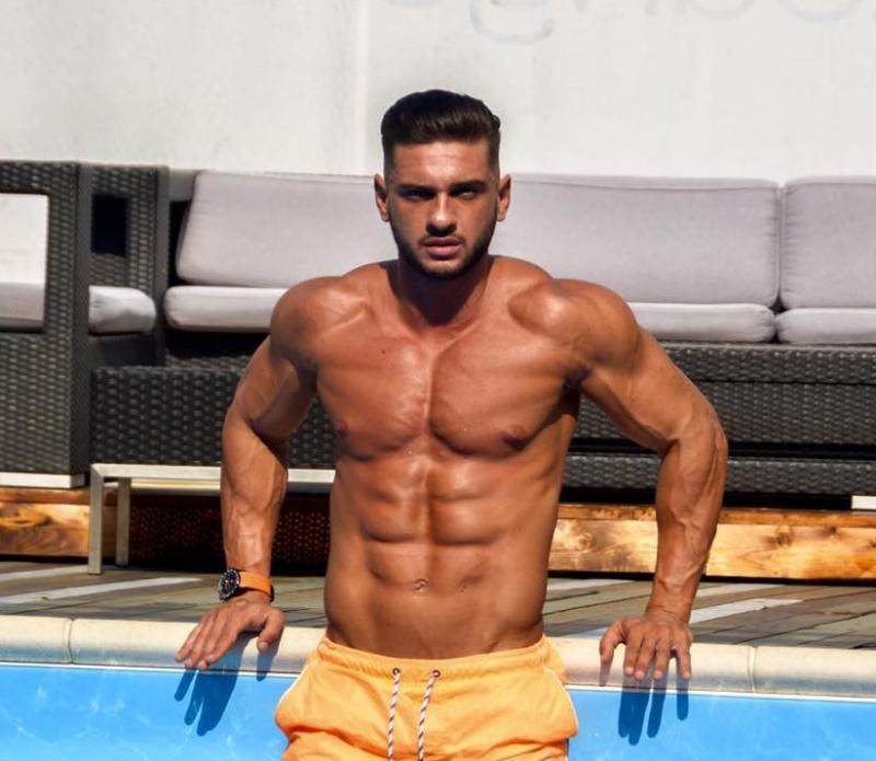 Dorian Popa, aroganță de 100.000 de euro. În ce investește artistul: "Țăranul de la Domnești. O pierd fără breloc!"