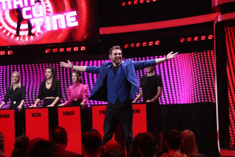 „Fetelor, v-ați grăbit”. Flavian de la Rămân cu tine e pâinea lui Dumnezeu, dar nimeni nu l-a vrut! Ce detaliu a pus tinerele pe fugă