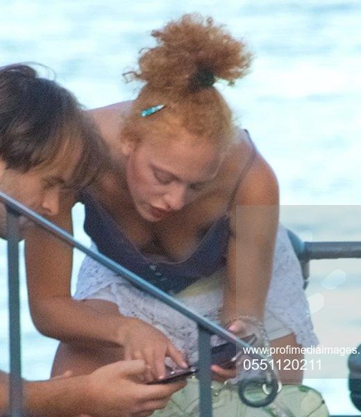 Oau, ce apariție sexy! Ce ai făcut, Anna? Tatăl tău nu ar fi prea mândru! Fiica celui mai bun jucător de tenis al lumii a tăiat răsuflarea bărbaților