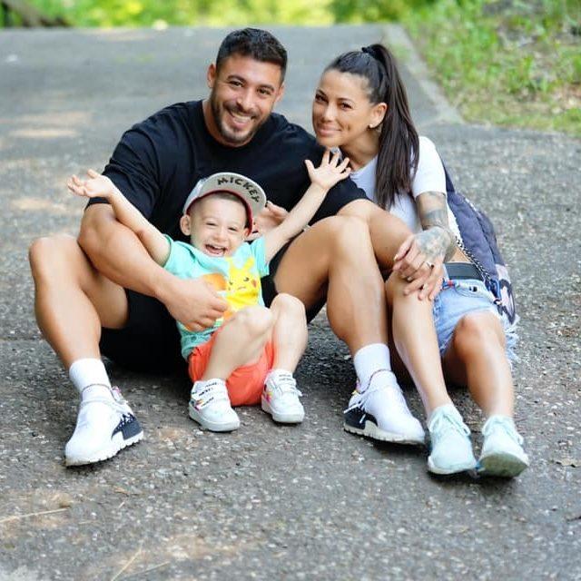 Puțini știu asta! Cum și-a cunoscut Roxana Vancea soțul? Vedeta a făcut primul pas: ”Ce facem, ne pupăm sau nu, că trebuie să plec?!”