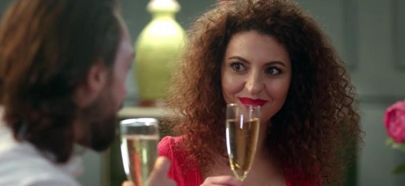 O întâlnire ieșită din comun! Cezar a făcut o propunere neașteptată pentru Nicole: „Ești deschisă la o relație de poliamorie?”