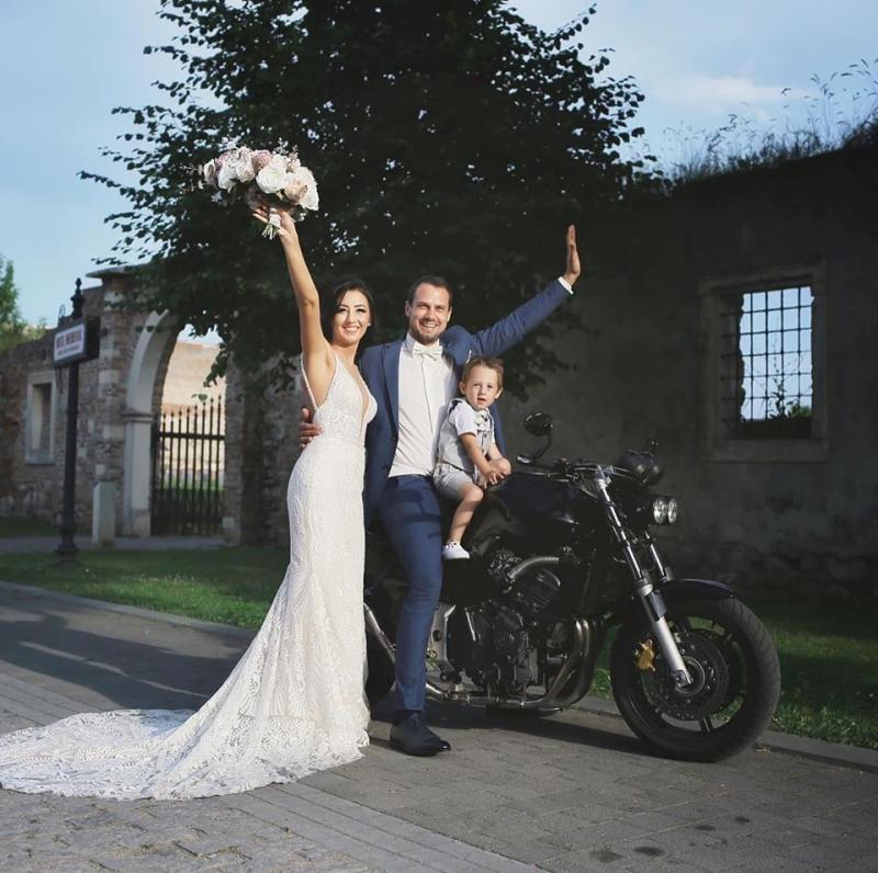 Îți mai amintești de Medana și de Roby de la ”Insula Iubirii”? Uite ce familie frumoasă au acum | Foto