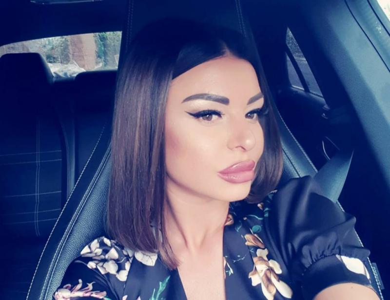 Toți știm cum arată Ana Maria Mocanu, dar câți știu cum arată surorile ei, Mihaela și Gabriela? Fosta asistentă "păcătoasă" are cu ce se mândri! | Foto