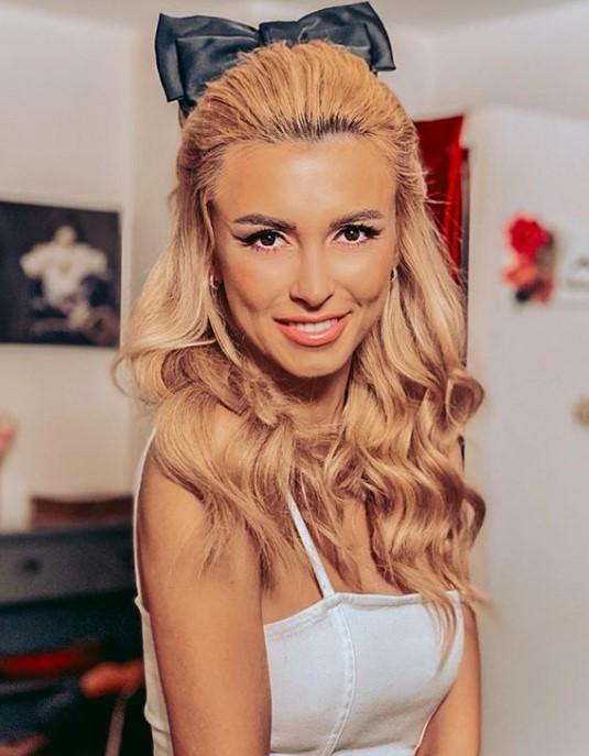 Sexy mama! Andreea Bălan s-a afișat în costum de baie. Artista arată senzațional după două nașteri | Foto