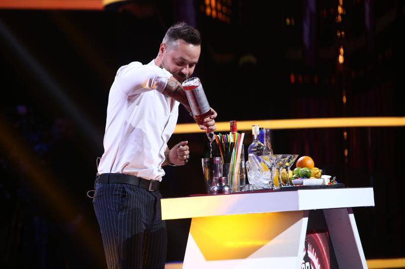 "Mă rog la Cel de sus să fie ce trebuie!" Și ruga i-a fost ascultată, iar Ana Maria a plecat la brațul lui Alex, din platoul emisiunii "Rămân cu tine"