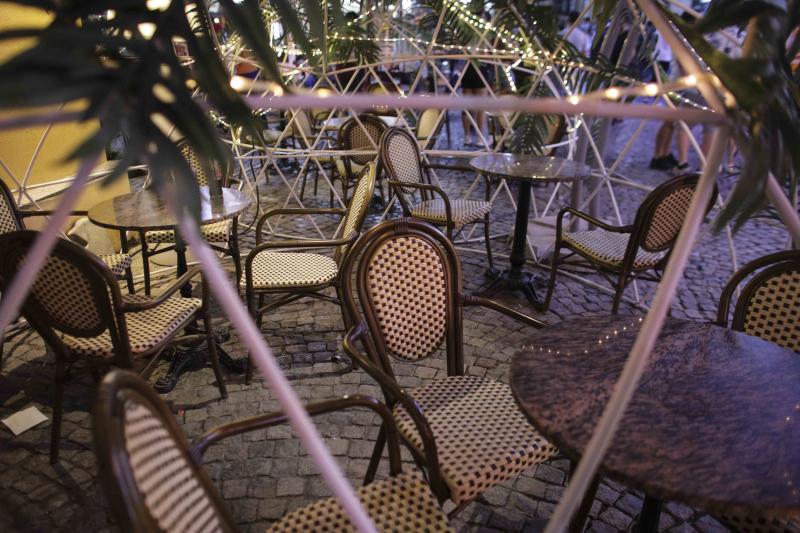 Cum a arătat Centrul Vechi din Capitală, în prima seară în care terasele s-au închis la ora 23. Polițiștii au împânzit zonele de distacție din București