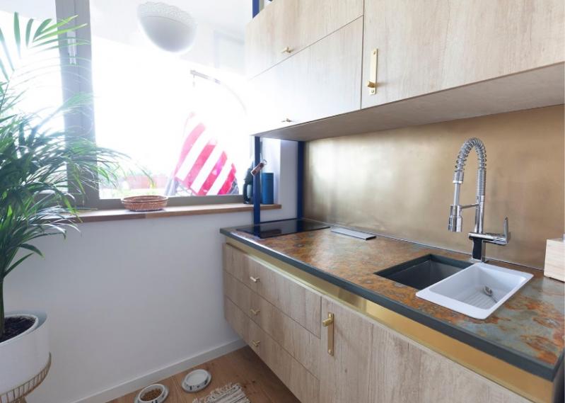 Finisaje ideale pentru peretele din zona blatului de bucătărie