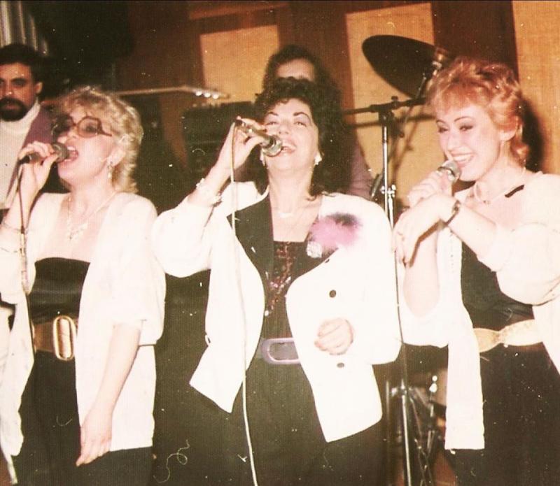 Care este numele real al celebrei Carmen Harra și cum arăta în urmă cu 40 de ani, când era o artistă de succes | Video