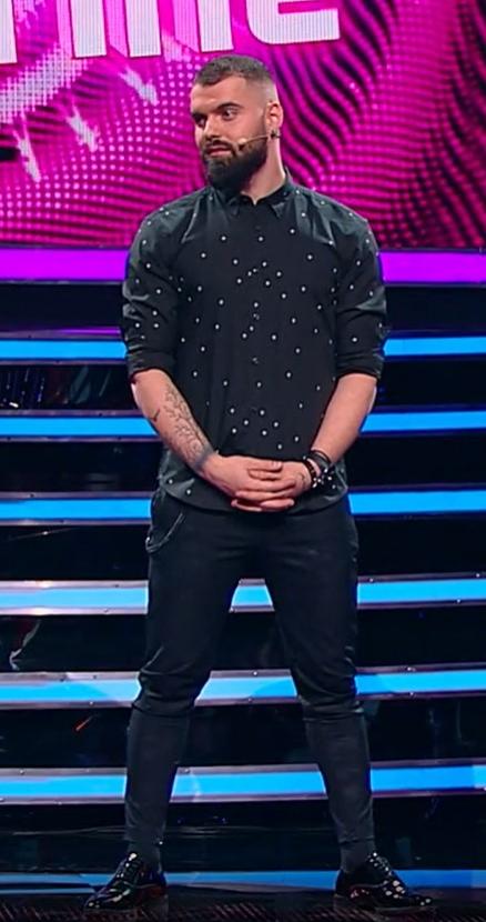 Ioan a încins scena emisiunii „Rămân cu tine”. Pretendentul a dansat pentru un loc în inima fetelor: "Wow, record mondial!"