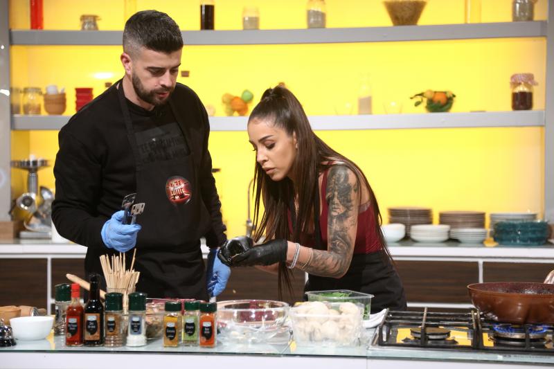 Speak și Ștefania au făcut show delicios la „Chefi la cuțite”: „Zi, ne dai cuțite din alea?!”