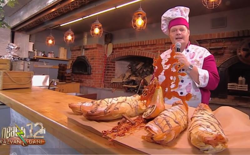 Rețetă de plăcintă în culorile toamnei: Plăcintă cu pere și ciocolată