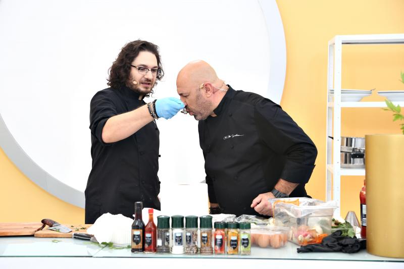 Surpriză în sezonul 8 „Chefi la cuțite”! Ce trebuie să gătească jurații pentru a șaptea amuletă