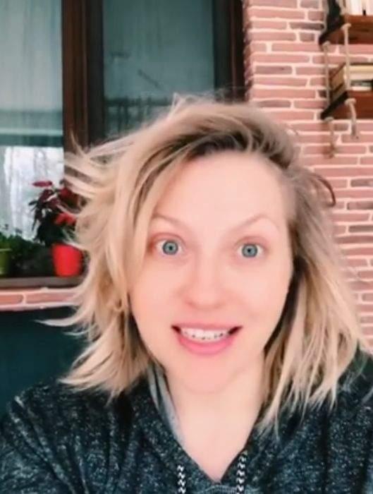 Foto | Cum arată cele mai sexy vedete din România fără machiaj. Adevărul despre chipul lor, fără Photoshop sau editări