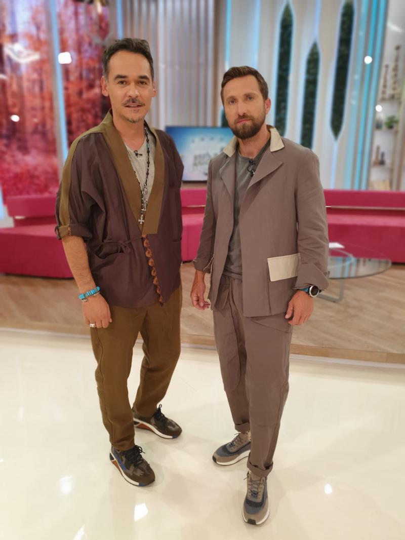 13 ani cu noroc pentru Răzvan şi Dani: SuperNeatza din platou nou, în format 360°, cu rubrici şi colegi noi