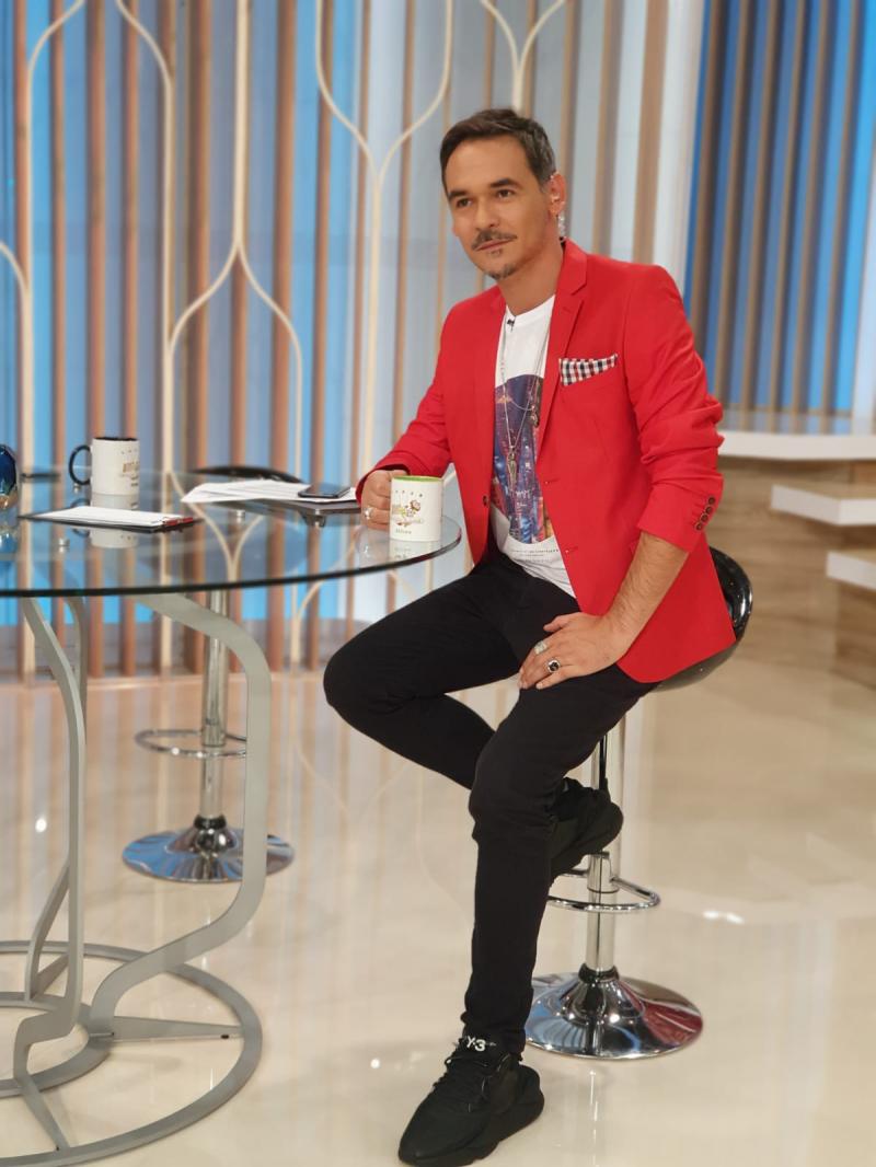 13 ani cu noroc pentru Răzvan şi Dani: SuperNeatza din platou nou, în format 360°, cu rubrici şi colegi noi