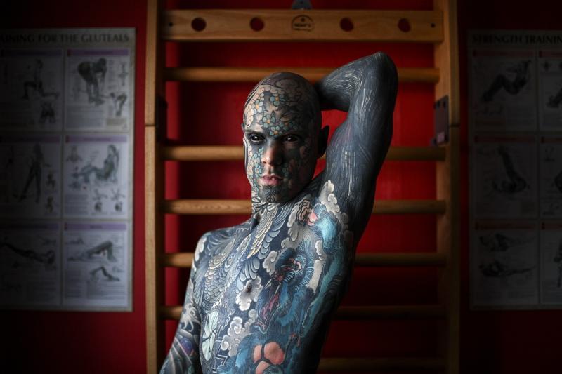 Sylvain Helaine, profesorul cu corpul acoperit in totalitate de tatuaje