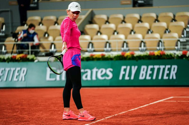 Echipamentul-surpriză purtat de Simona Halep la Roland Garros 2020. Cum a apărut la primul meci