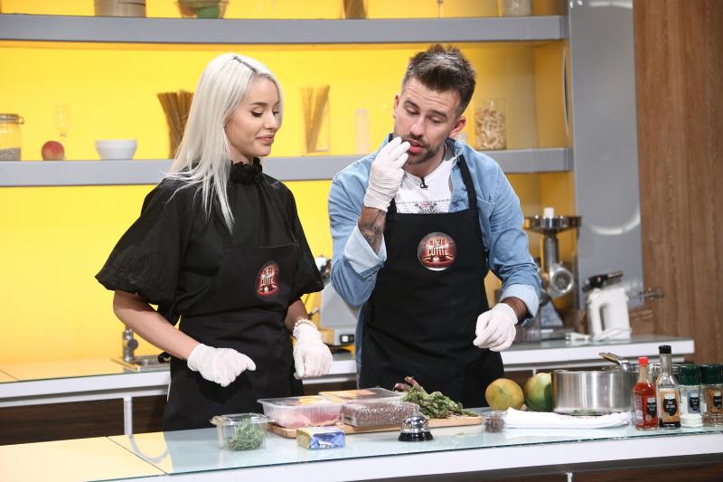 Ștefan Bănică și fiul lui, Loredana, Speak și Ștefania, Alex Abagiu, Ristei, Nico și Adriana Trandafir vin în sezonul 8 Chefi la Cuțite