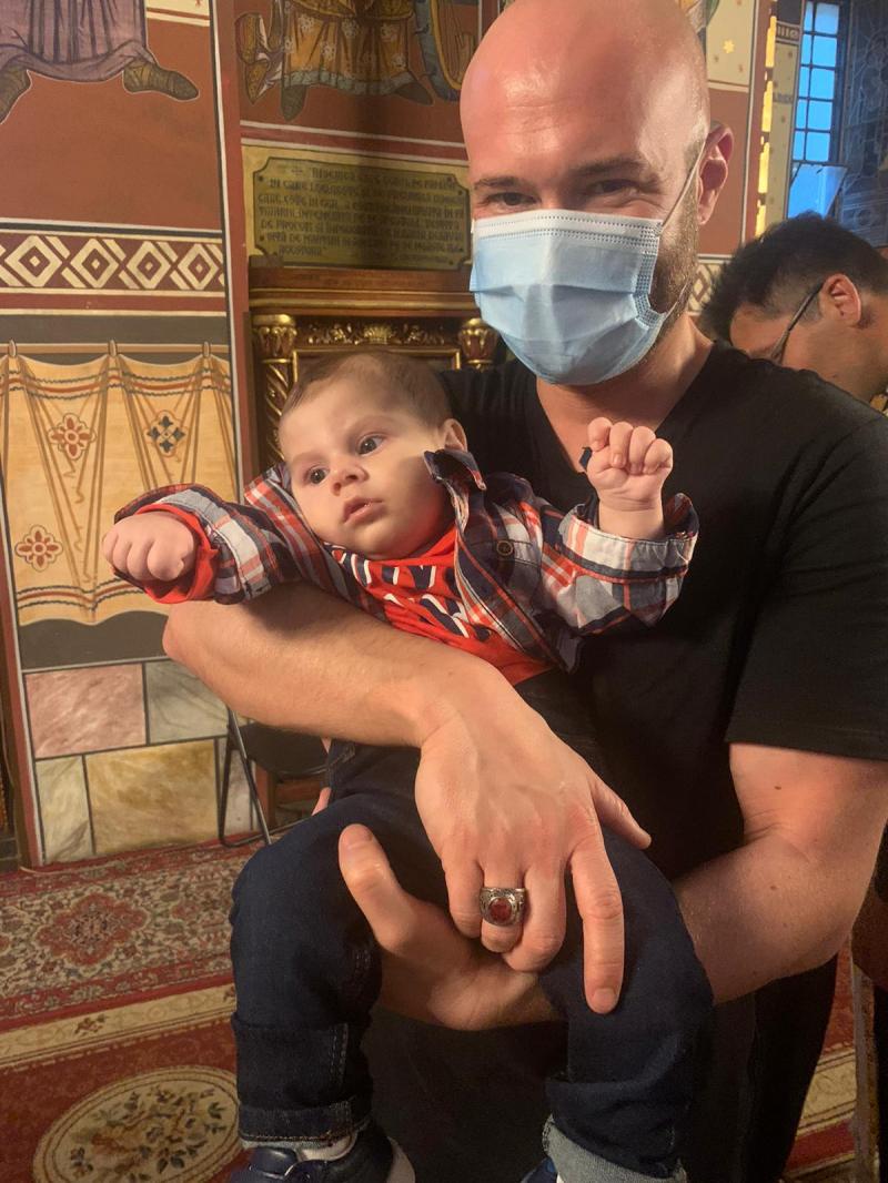 Mihai Bendeac a botezat copilul unui concurent iUmor