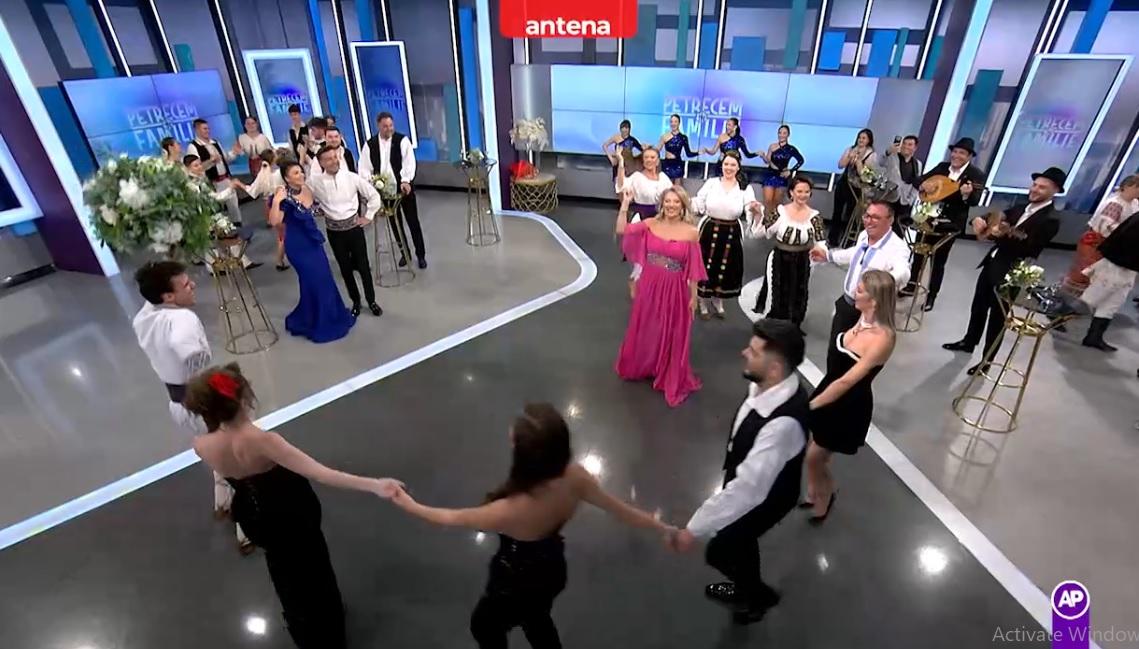 Claudia Ghițulescu, sărbătorită în direct la „Petrecem în familie” cu Mirela Vaida