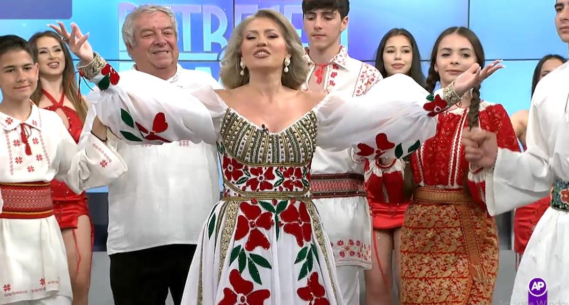 Olguța Berbec, Mioara Velicu şi Dan Ciotoi încing o petrecere pe cinste la „Petrecem în familie” cu Mirela Vaida