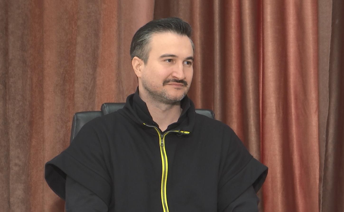 Poza pentru articolul EXCLUSIVITATEA MOMENTULUI! A II-a parte a interviului cu tatăl copiilor Cristinei Cioran. Alex Dobrescu, mărturii din celulă, "Am fost slab!"