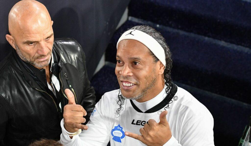 Câţi bani a încasat Ronaldinho pentru meciul jucat la Iaşi, contra legendelor României. Suma incredibilă