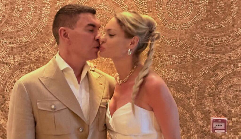 Cum a putut răspunde Valentina Pelinel când a fost întrebată dacă este însărcinată