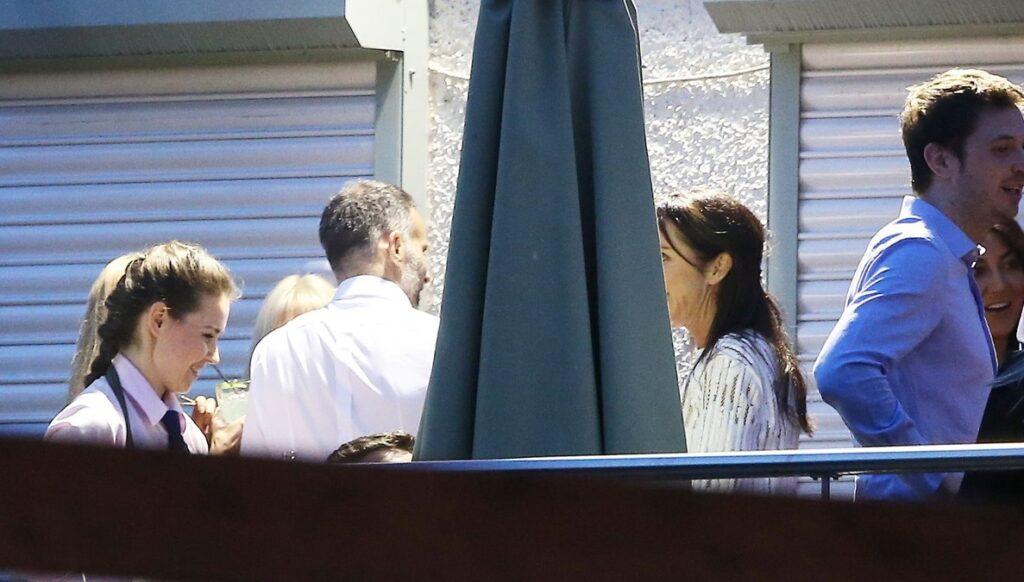 O nouă aventură eşuată pentru milionarul celebru care a trăit 8 ani cu soţia fratelui său