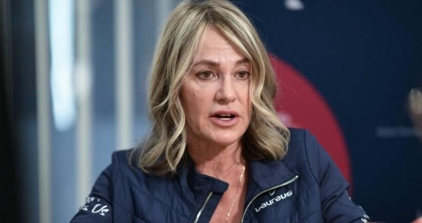 Casă de două milioane de euro pentru Nadia Comăneci. Câţi bani primeşte lună de lună de la statul român