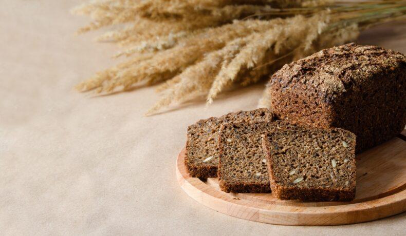 Cum alegi o pâine sănătoasă din supermarket. Greșeli de evitat