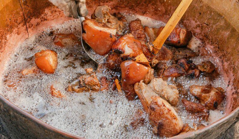 Jumări de porc crocante. Rețetă tradițională pentru sărbătorile de iarnă