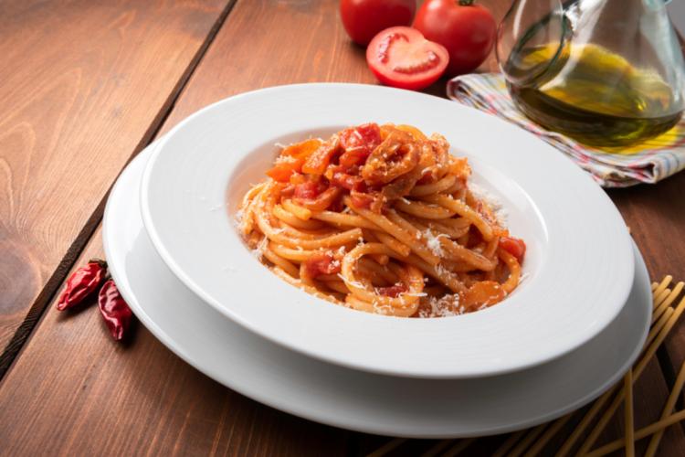 Paste amatriciana. Rețeta rapidă a unui preparat clasic italienesc