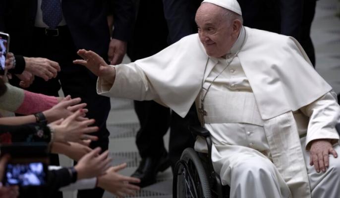 Adevărul din spatele imaginilor virale cu Papa Francisc. Cum a apărut pe Internet conducătorul Bisericii Catolice