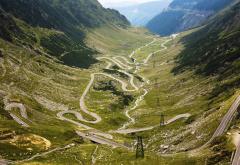 Circulația pe Transfăgărășan se închide temporar, mâine și miercuri.
