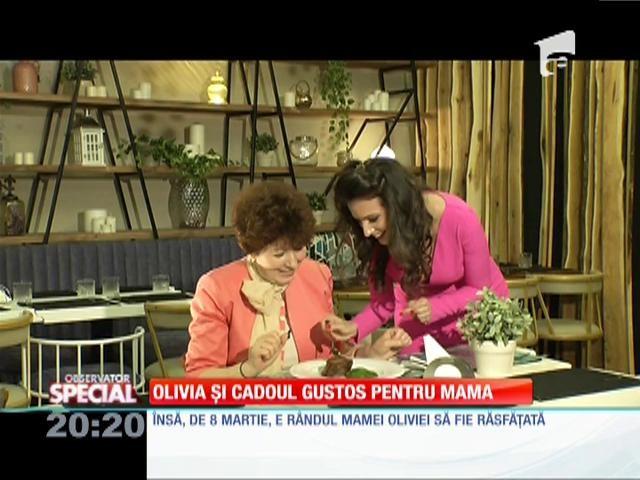 Special! Olivia Păunescu, prezentatoarea Observatorului Matinal, cadou  gustos pentru mama | Video | Antena 1