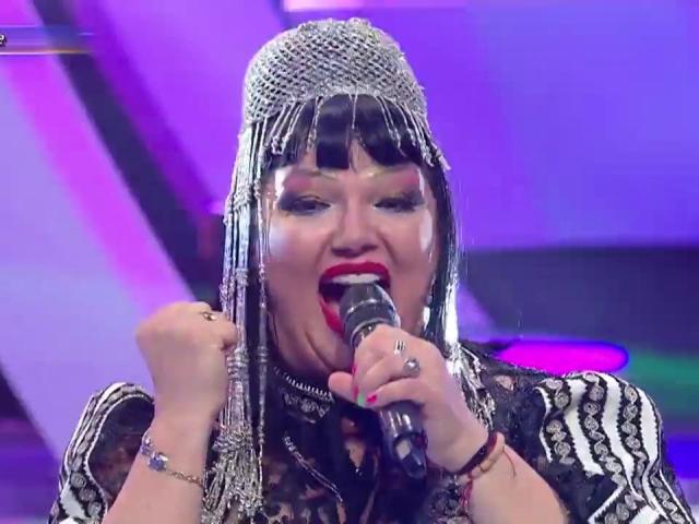 Freestay și Cei Patru Jurați Cantă Pe Scena Te Cunosc De Undeva