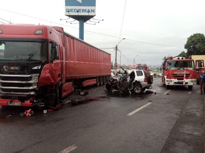 Accident grav pe Calea Timișoarei, în Reșița