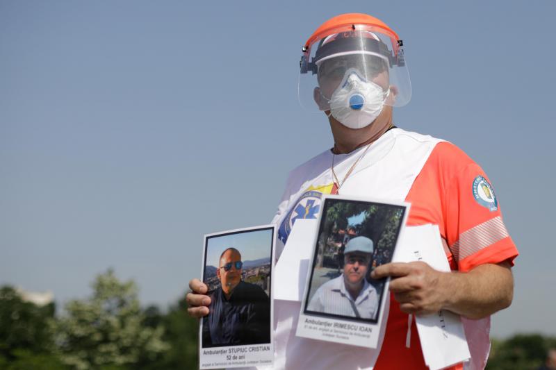 Ambulanțier din București