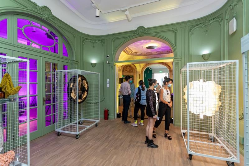 IQOS World și expoziția Design Flags, de la Qreator by IQOS