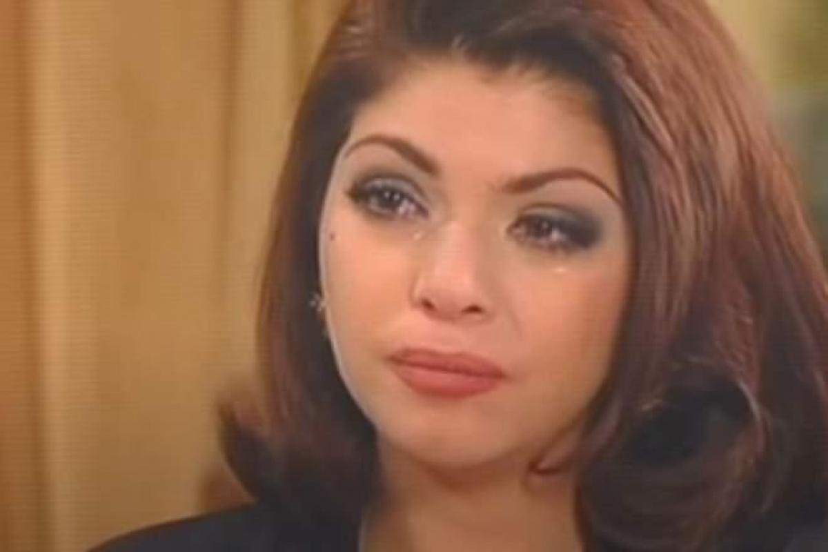 Itati Cantoral cu lacrimi în ochi, în rolul personajului negativ Soraya din telenovela Sărmana Maria