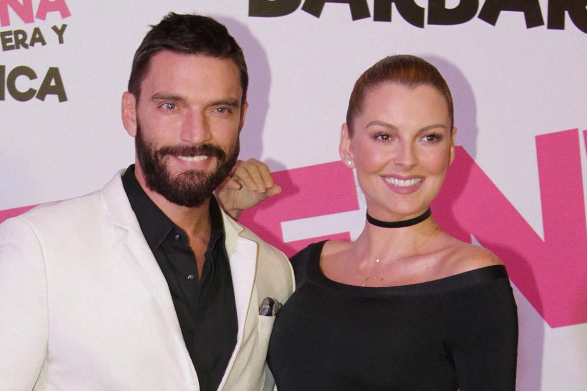 Marjorie de Sousa și Julian Gil, la premiile Latin News