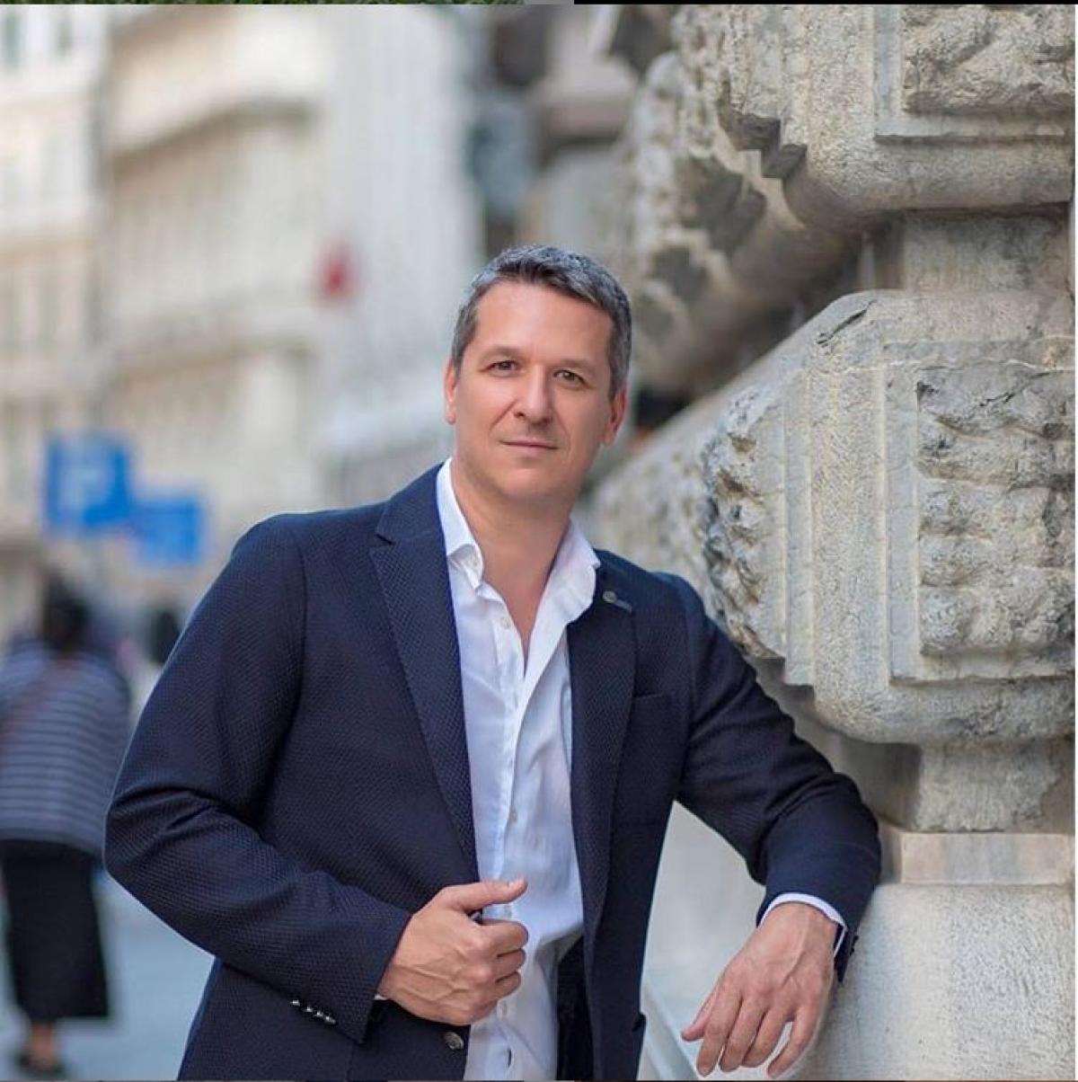 Şencan Güleryüz, actorul din serialul turcesc “Cennet” în rolul lui Cengiz Arisoy