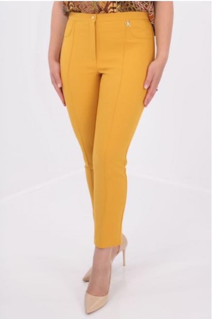 Cum poți purta pantaloni de damă la început de toamna? Plus 5 recomandări de produse excelente!