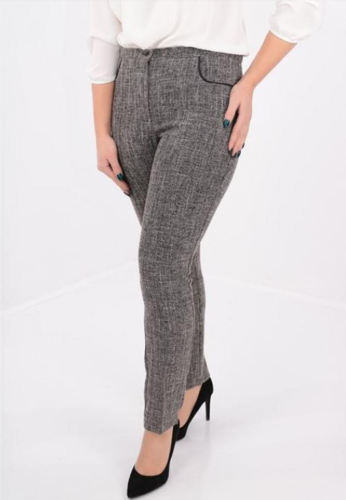 Cum poți purta pantaloni de damă la început de toamna? Plus 5 recomandări de produse excelente!