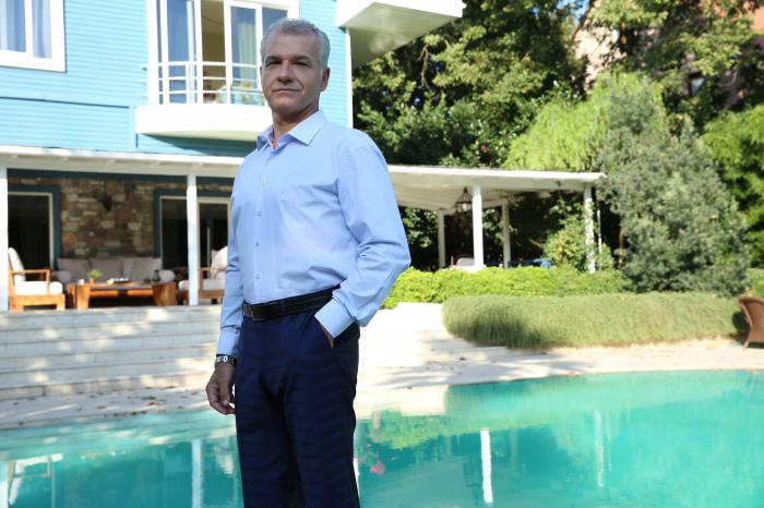 Berkant Müftüler, actorul din rolul lui Hikmet în serialul “Jurământul”