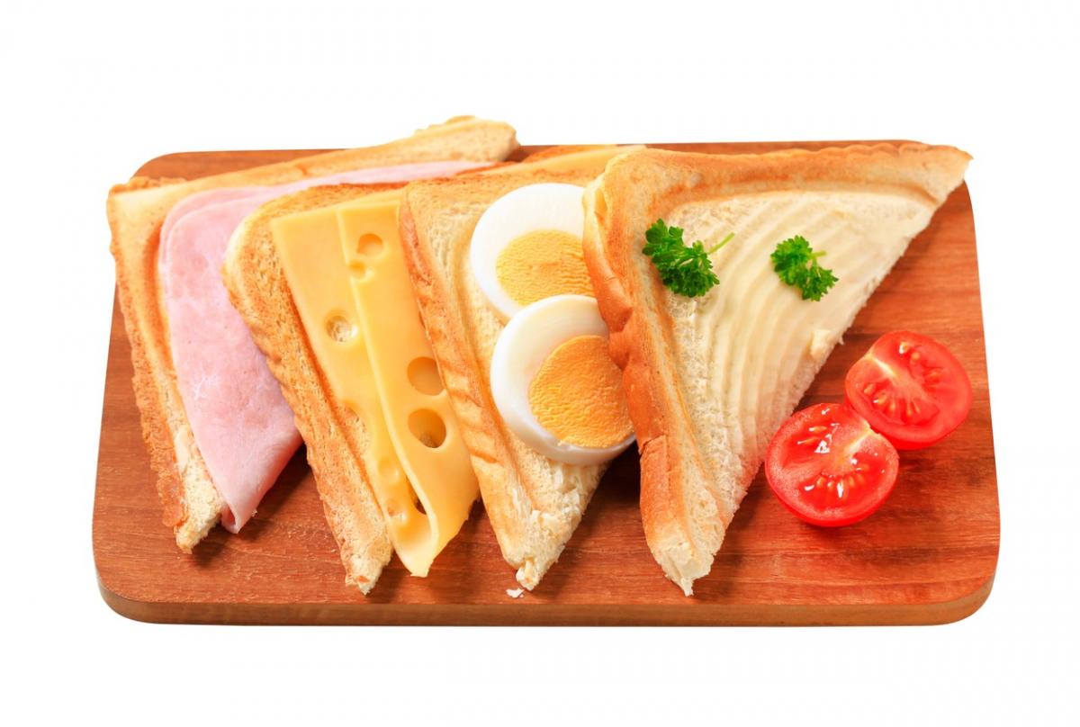 Dimineața cu Happy: 5 idei de sandvișuri hrănitoare și rapide pentru micul dejun